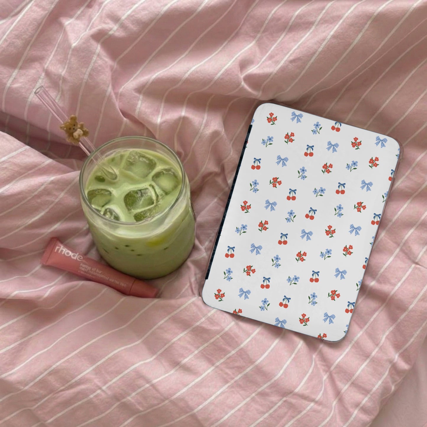 Cute Floral and Bow Patterned Tablet Cover