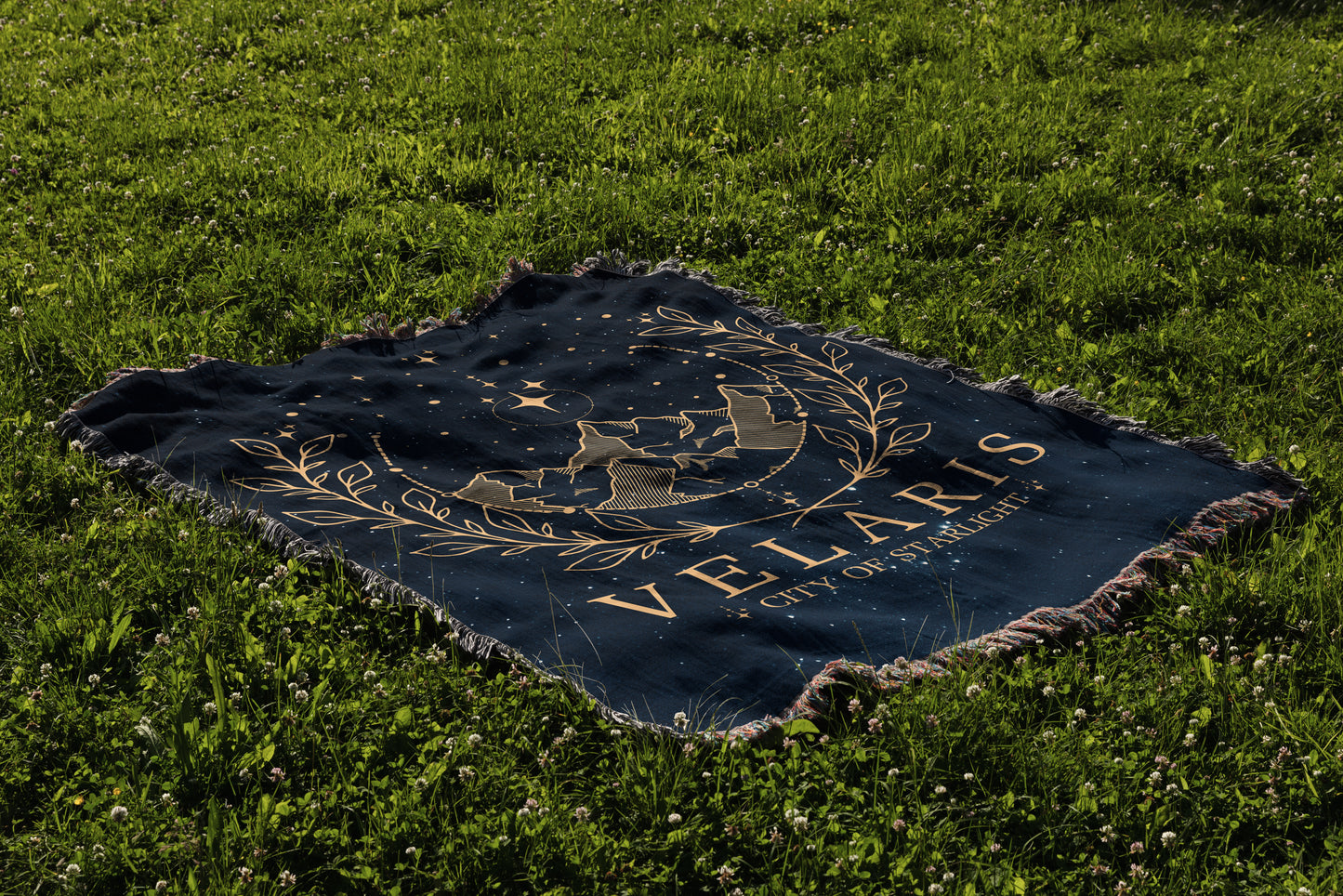 Velaris "Comfort for Dreamers" Woven Throw Blanket