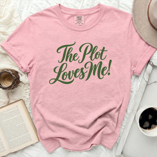 The Plot Loves Me Tee