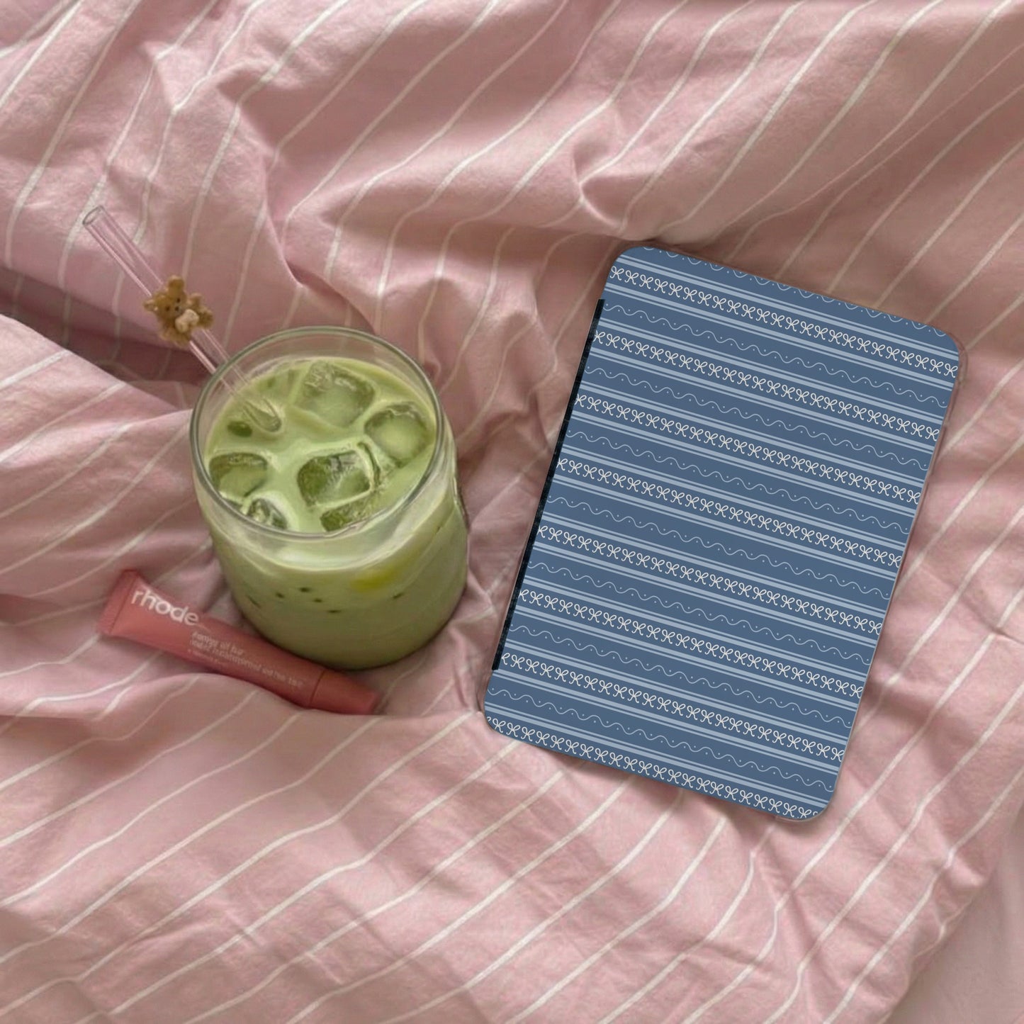 Blue and White Patterned Tablet Cover with Drink Decor