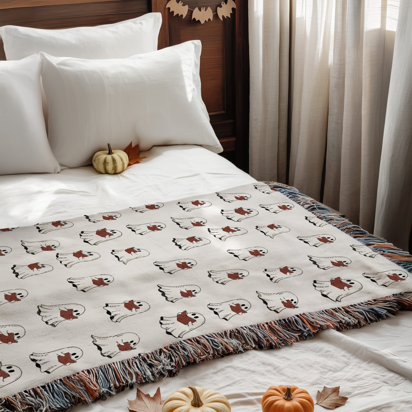Cute Ghost Pattern Woven Throw Blanket