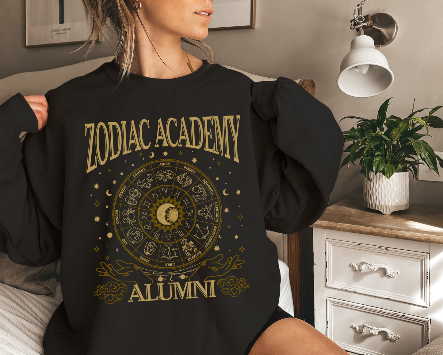 π Zodiac Academy Alumni Sweatshirt π