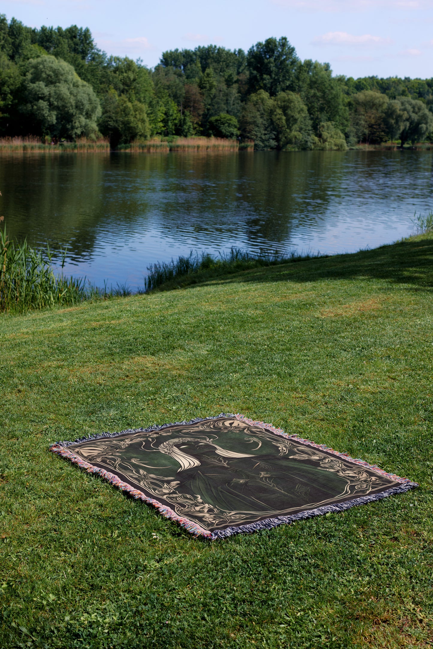 Elain ACOTAR Woven Throw Blanket - MagicMerchEmporium