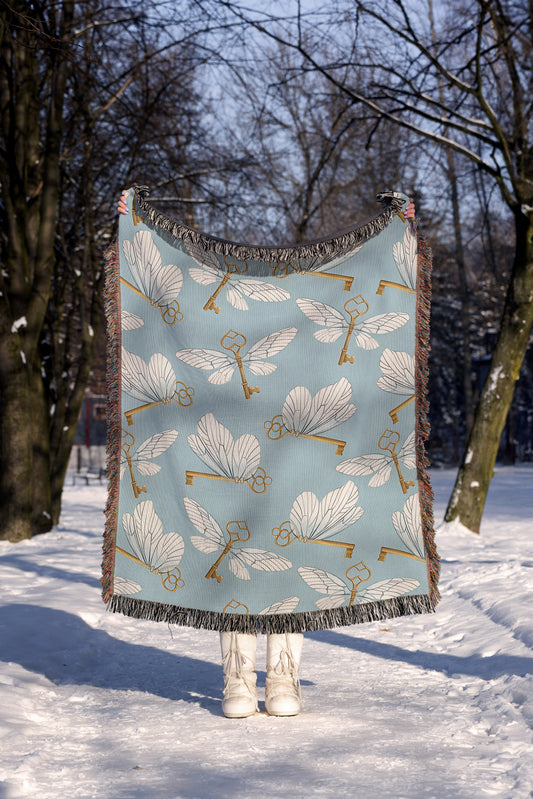 Enchanted Flying Key Woven Throw Blanket - MagicMerchEmporium