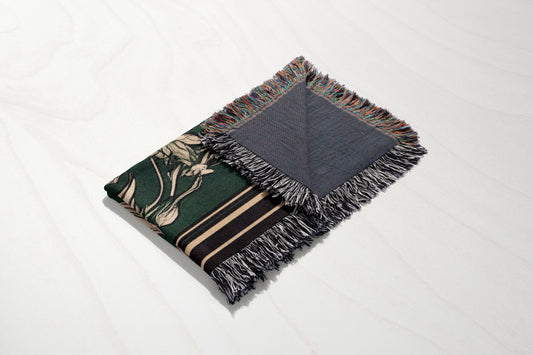 Suriel Woven Throw Blanket - MagicMerchEmporium