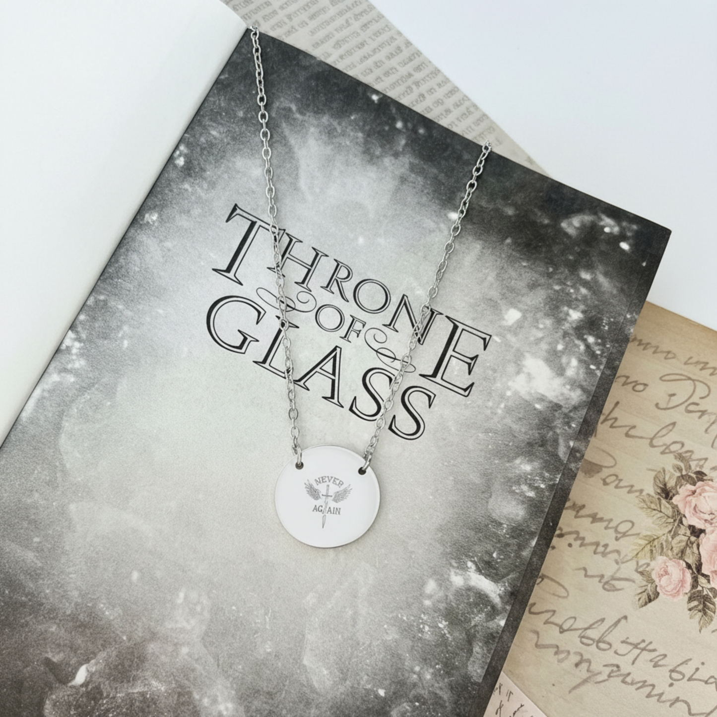 Never Again Aelin Circle Necklace