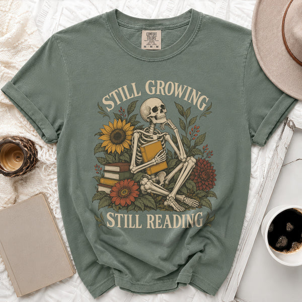 Still Growing Tee in Moss