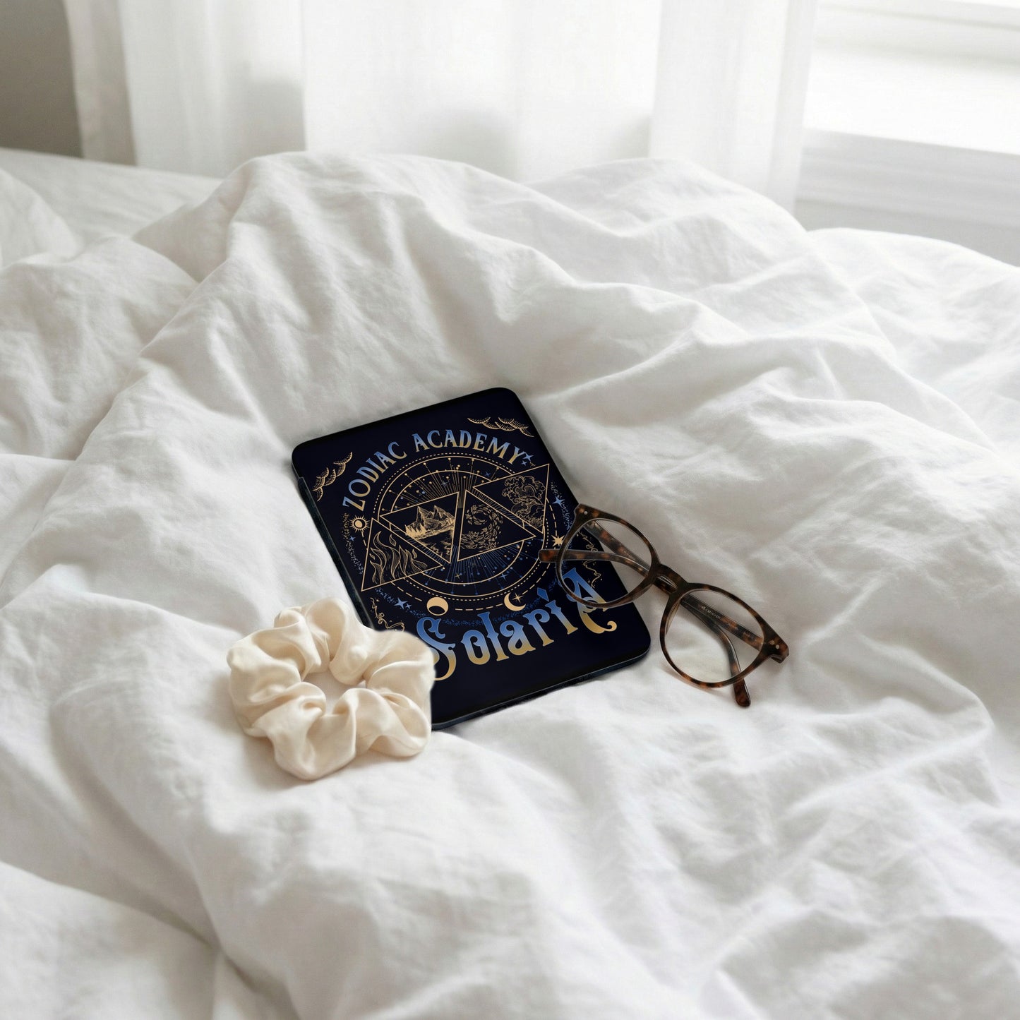 Zodiac Academy Solaria Celestial Element Art product type