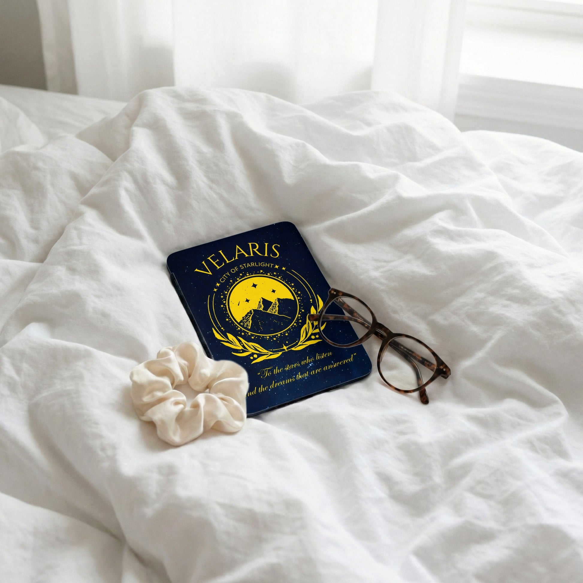 Velaris City of Starlight To the stars who listen product type