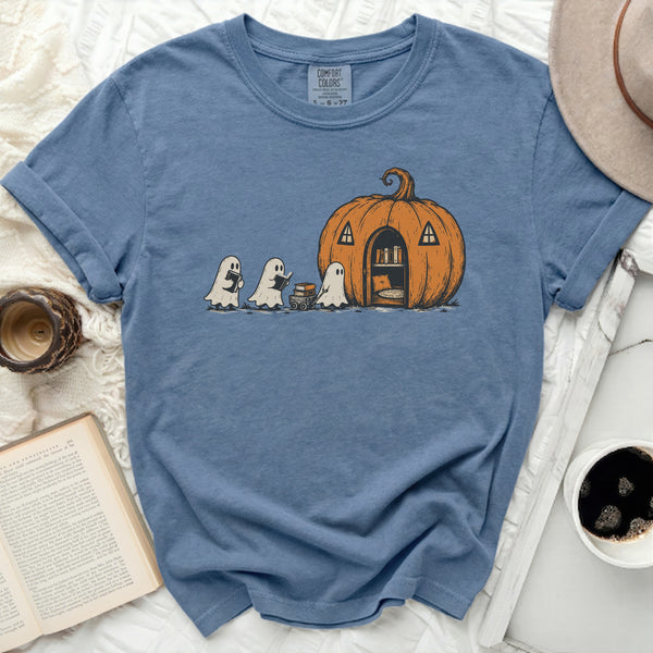 Pumpkin Library Ghost Tee in Blue Jean