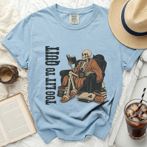 Chill Skeleton Reader Tee in Chambray
