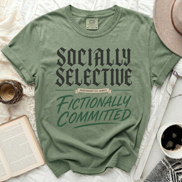 Socially Selective Tee in Moss