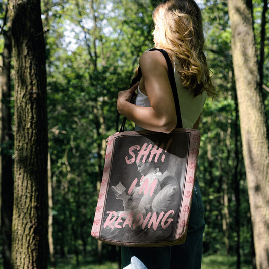 Shhh! I’m Reading Tapestry Tote Bag📚✨