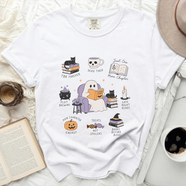 Cozy Ghostly Reads Tee in White