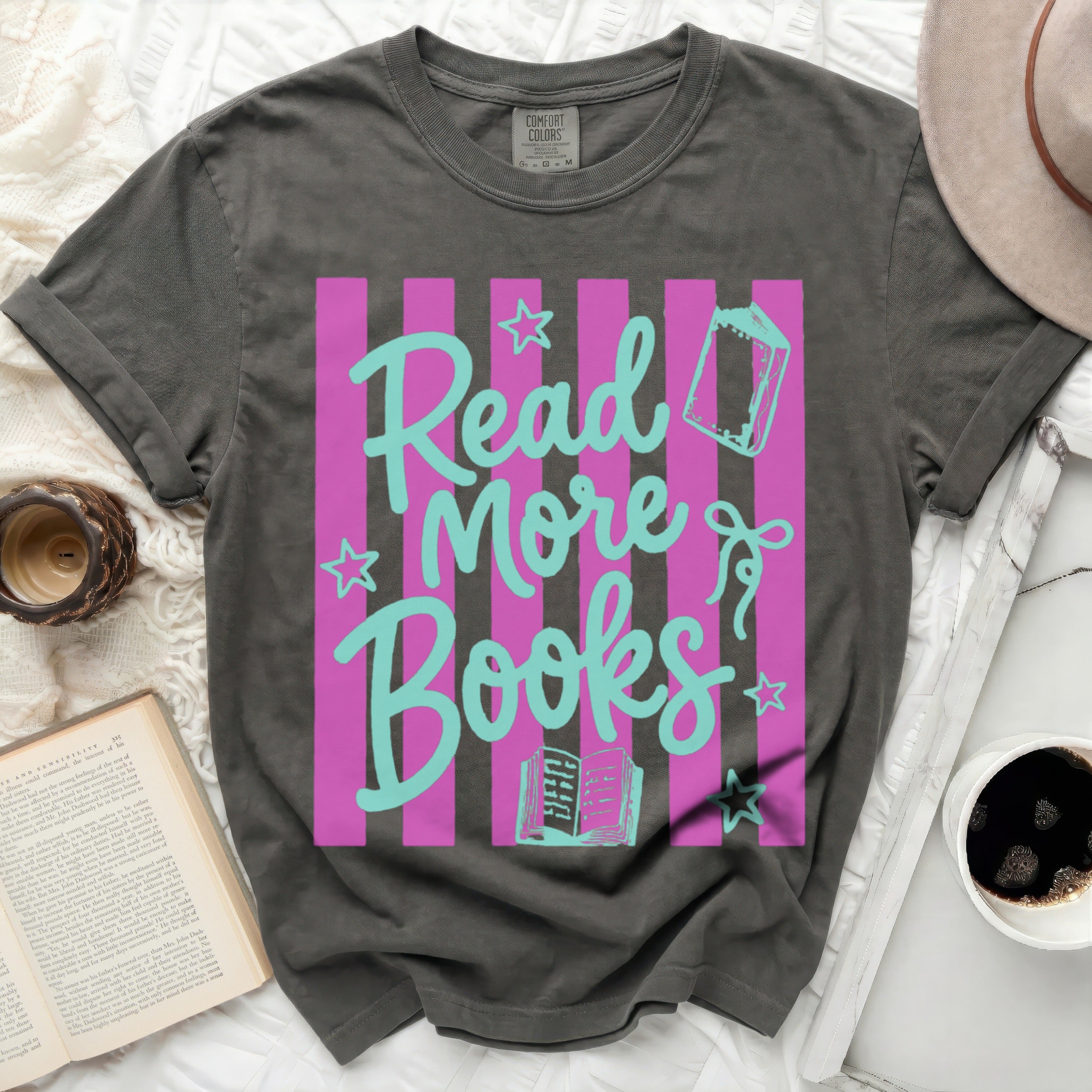 Dark grey t-shirt with 