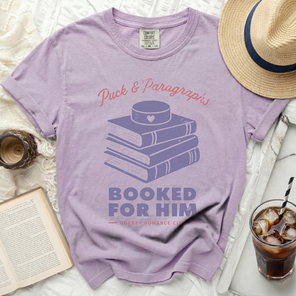 Puck & Paragraphs Hockey Romance Tee in Orchid