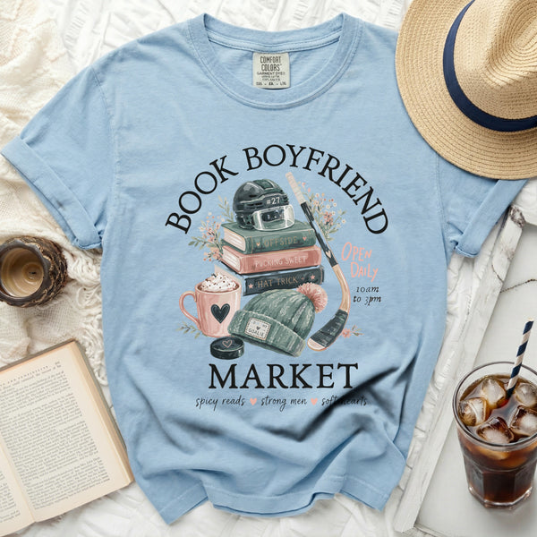 Book Boyfriend Hockey Market Tee in Chambray