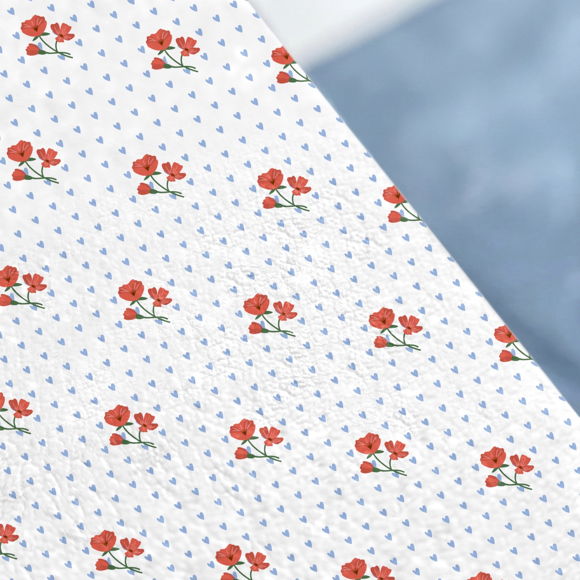 Red Roses and Blue Hearts Pattern Bedding Set