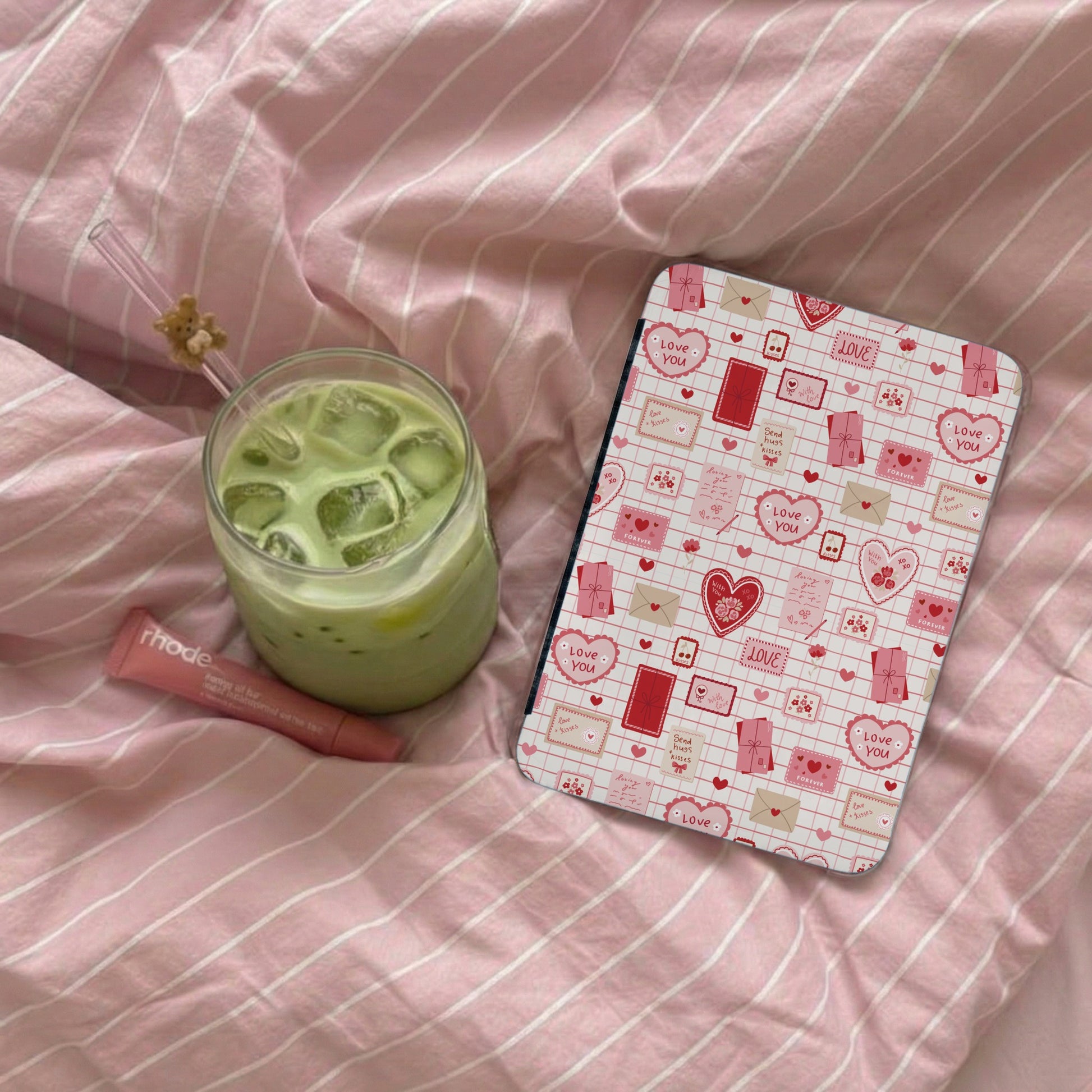 Love Themed Pattern on a Pink Background Tablet Cover