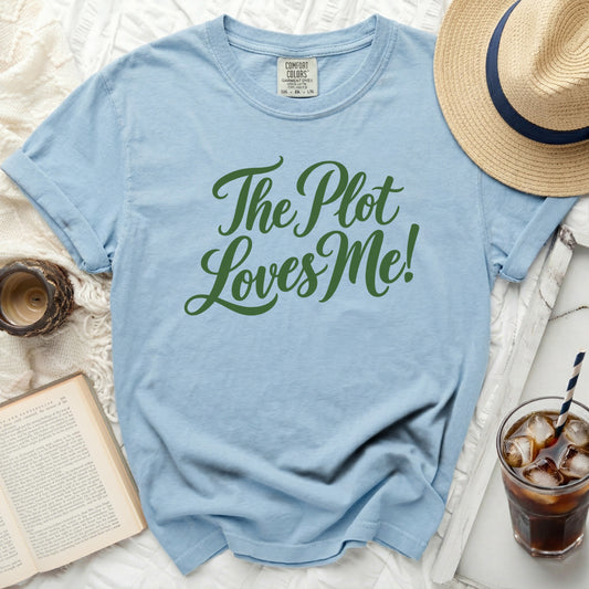 The Plot Loves Me Tee