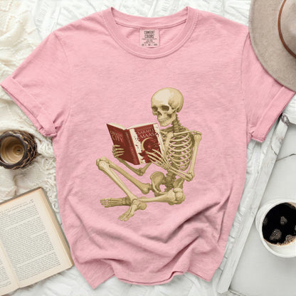 Skeleton reading "Crescent City" by Sarah J. Maas shirt.