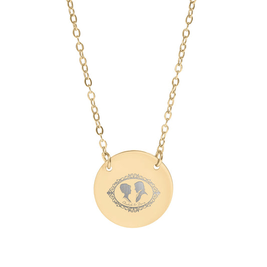 Elegant Gold Pendant Necklace with Silhouette Engraving