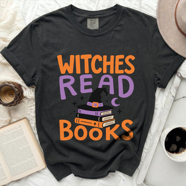 Witches Read Tee in Black