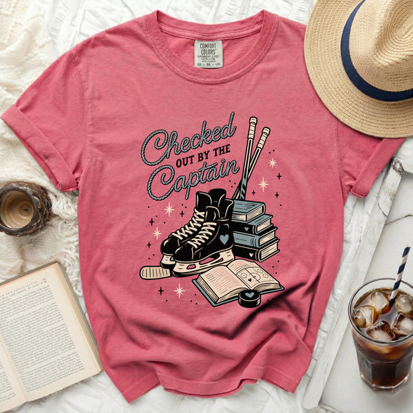 Captain's Checkmate Hockey Fan Tee in Crunchberry