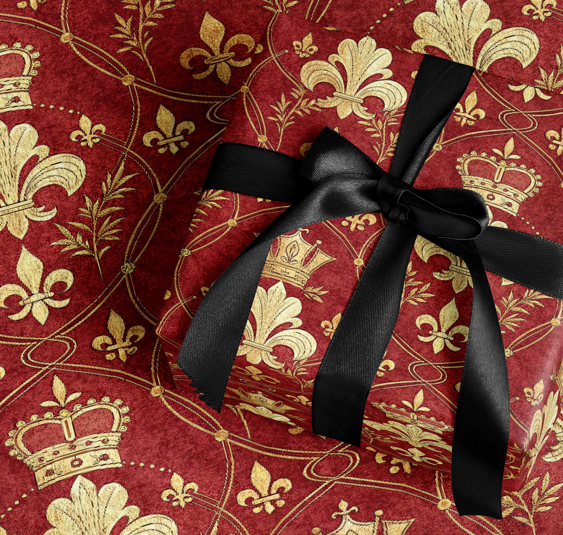Elegant Gold Fleur-de-lis and Crown Gift Wrap Pattern