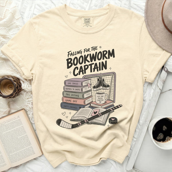 Falling for the Bookworm Captain Tee in Ivory