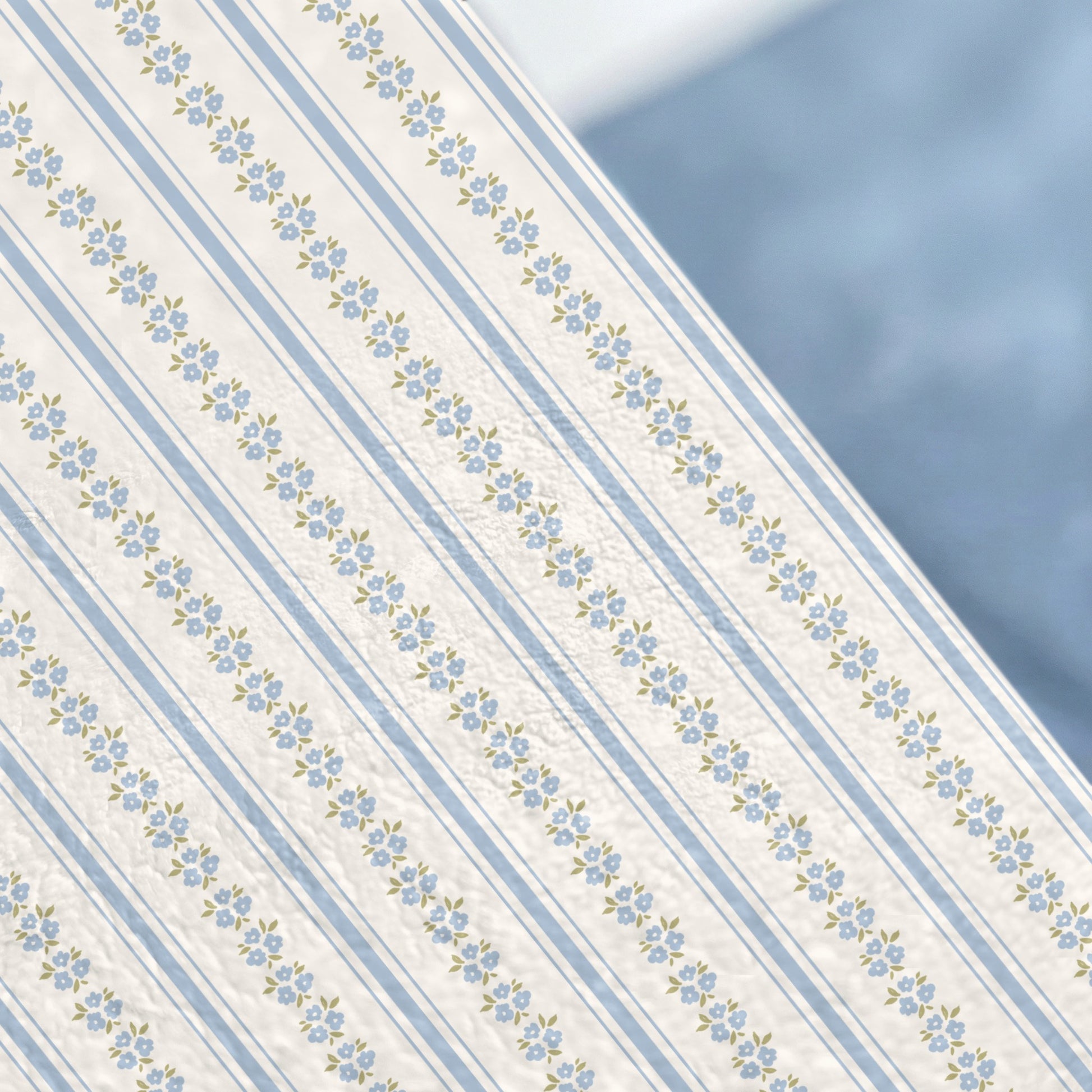 Floral Blue and White Pattern Diagonal Stripe Product