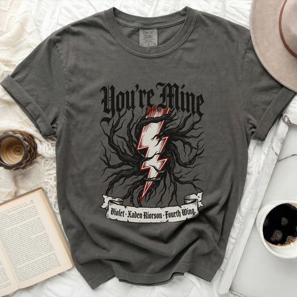 You're Mine Fourth Wing Tee in Pepper