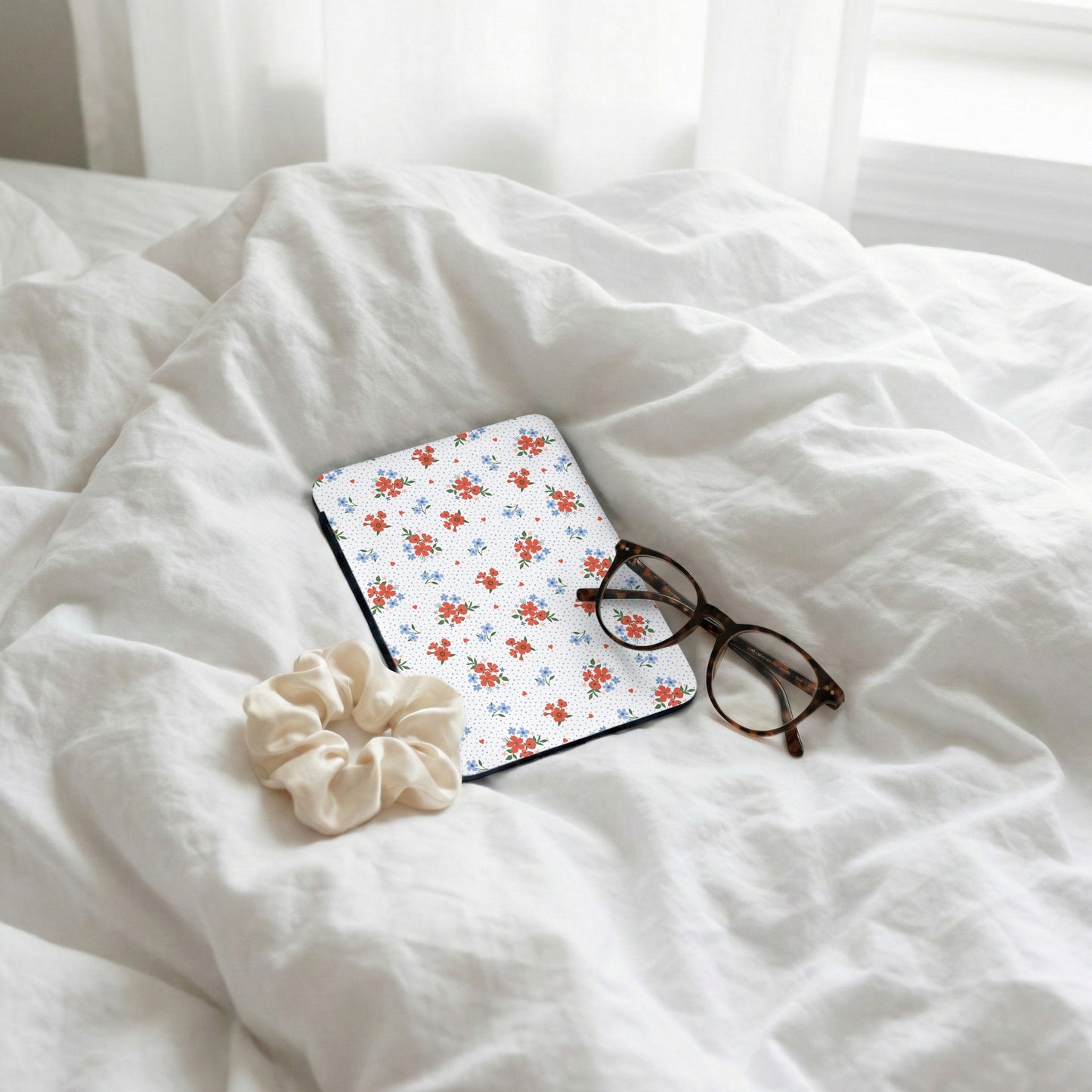 Vintage Floral Print Hard Shell Tablet Case