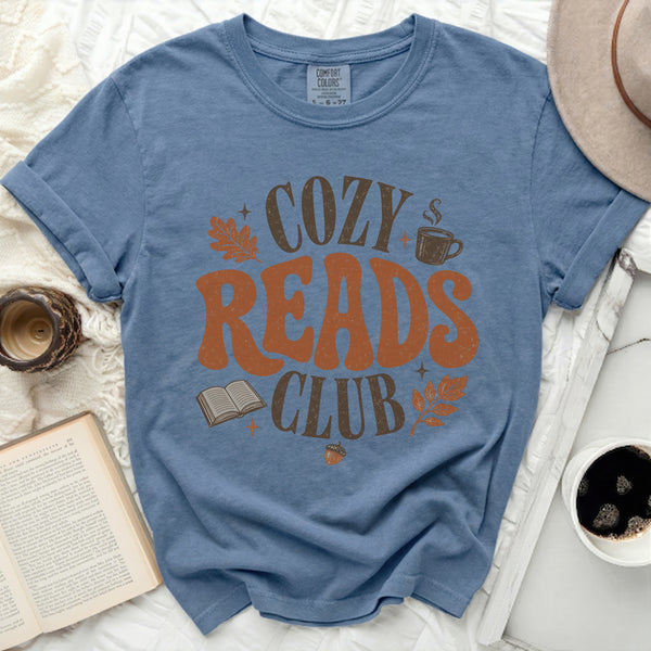 Cozy Reads Club Tee in Blue Jean