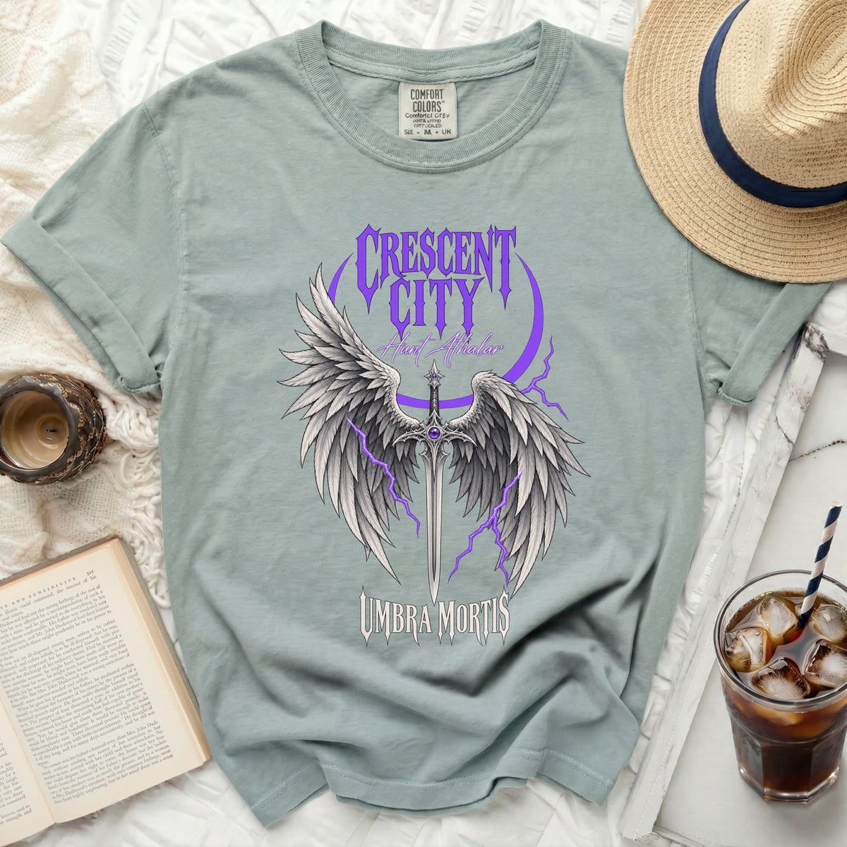 T-shirt with Crescent City, Hunt Athalar, and Umbra Mortis graphic.