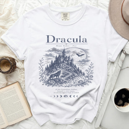 White t-shirt with "Dracula Bram Stoker 1897" and castle illustration.