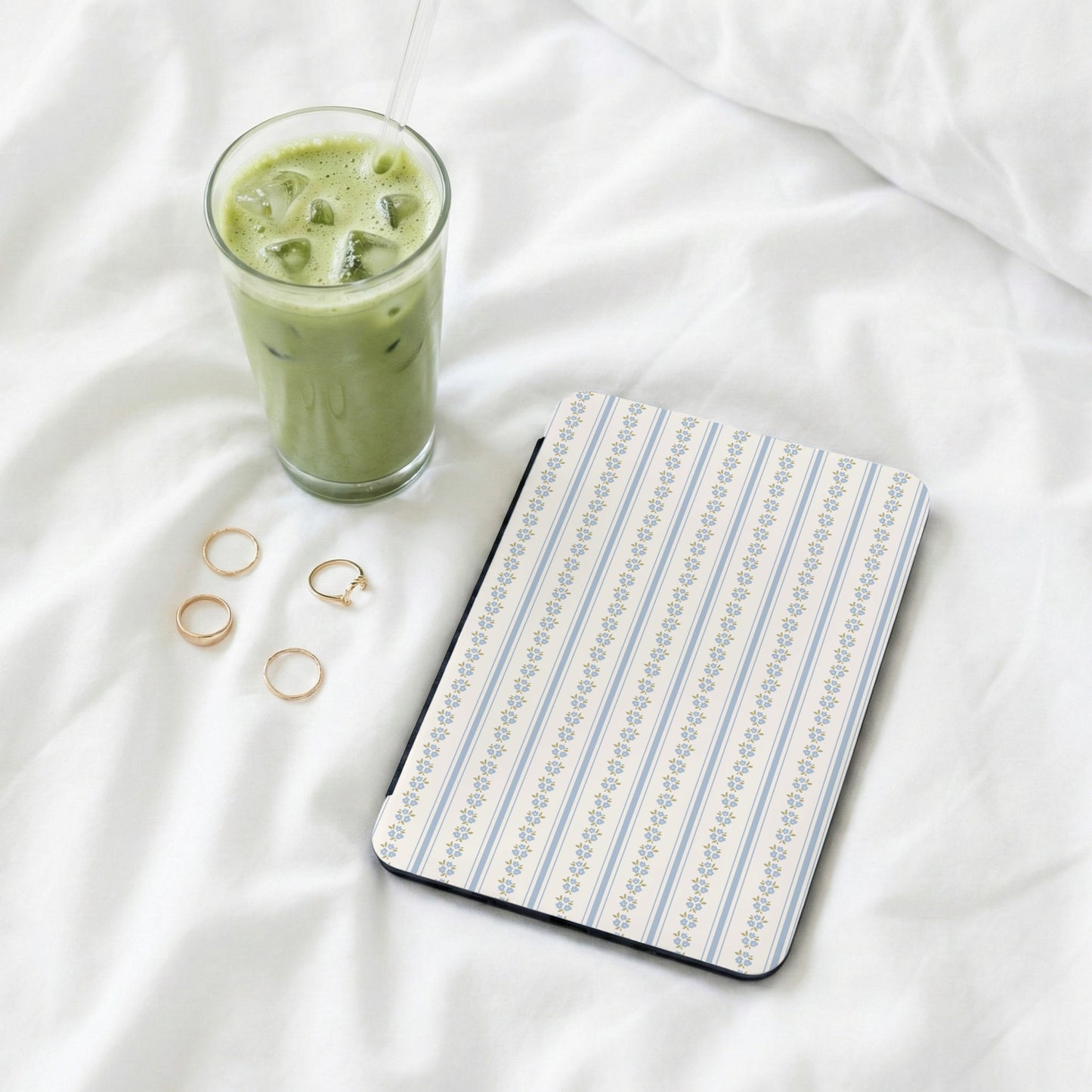 Elegant Floral Stripe Pattern Tablet Case Design