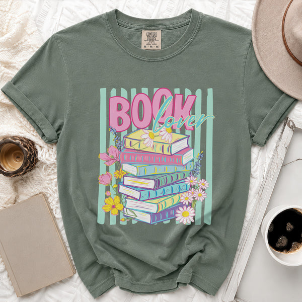 Book Lover Tee in Moss