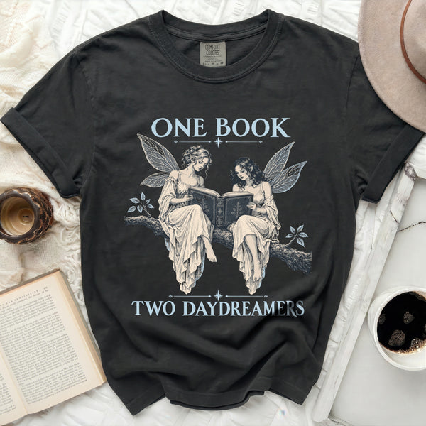 Two Daydreamers Tee in Black