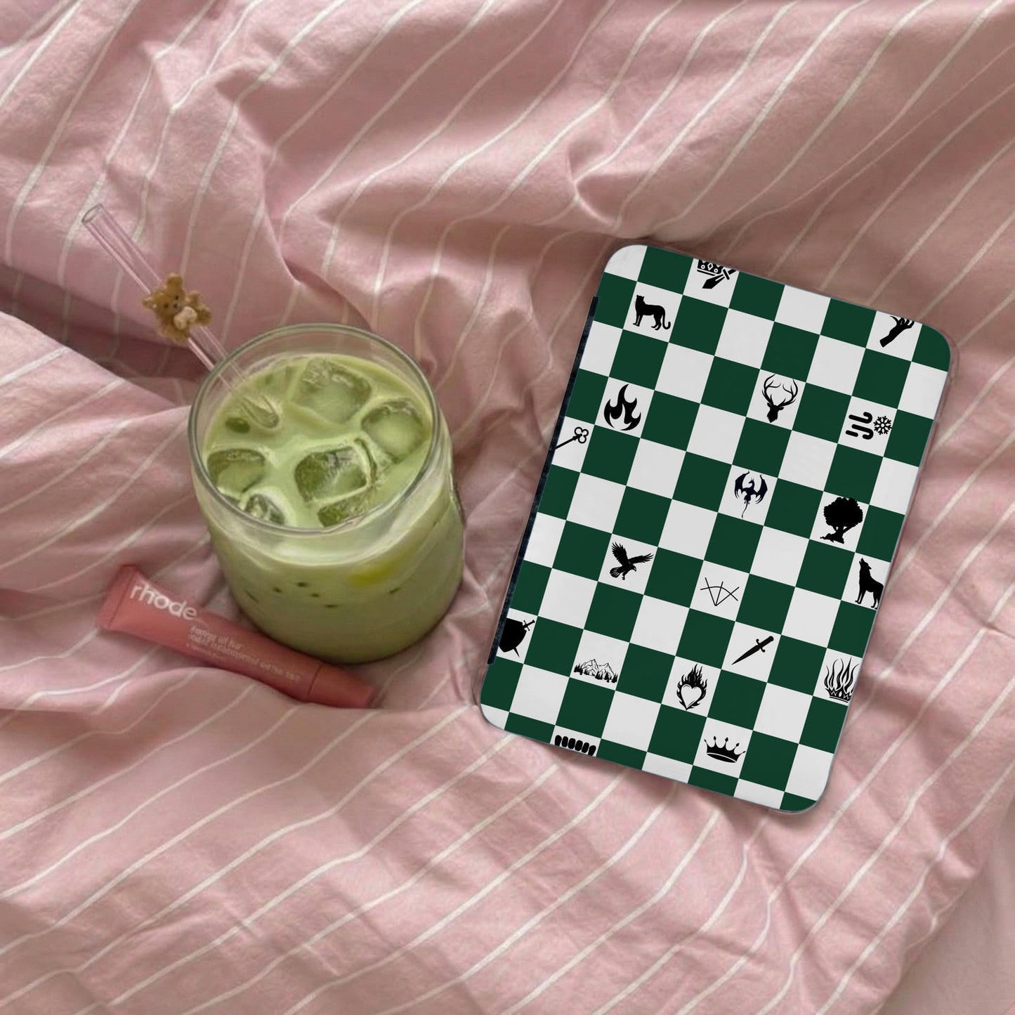 Green White Checkered Fantasy Symbols Device Case product type