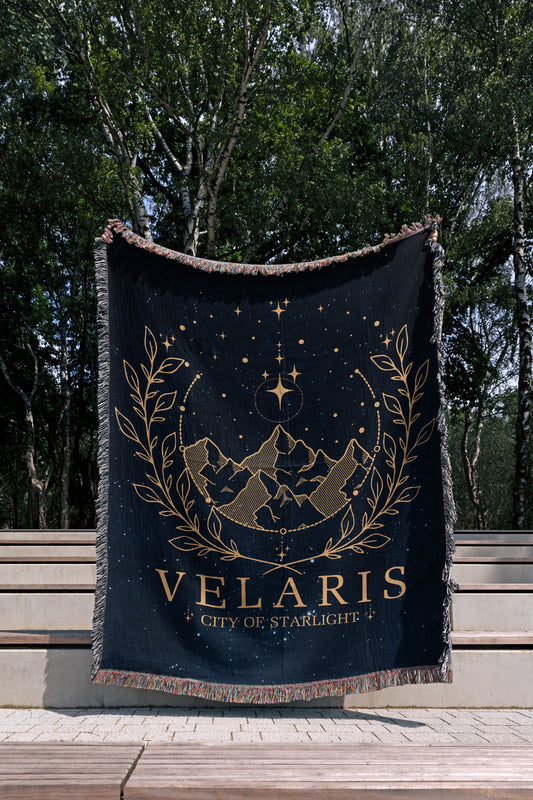 🌟 Velaris "City of Starlight" Woven Tapestry Blanket – Fantasy Comfort for Dreamers 🌌