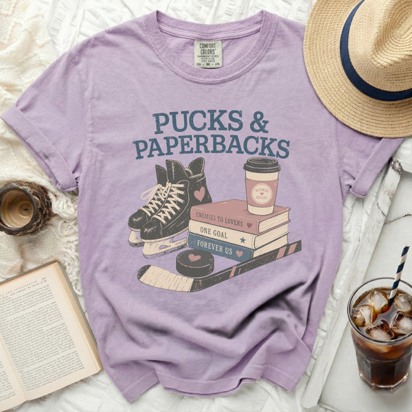 Pucks & Paperbacks Book Stacks Tee in Orchid