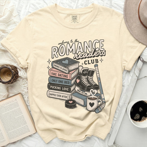 Pucking Love Romance Readers Tee in Ivory