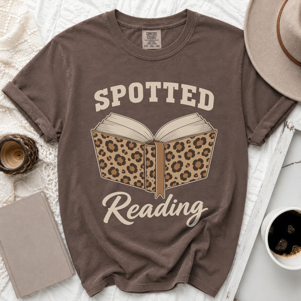 Spotted Reading Tee in Espresso