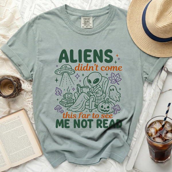 Cozy Alien Reader Tee in Bay