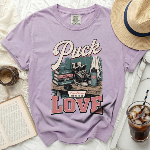 Puck Love Vintage Hockey Story Tee in Orchid