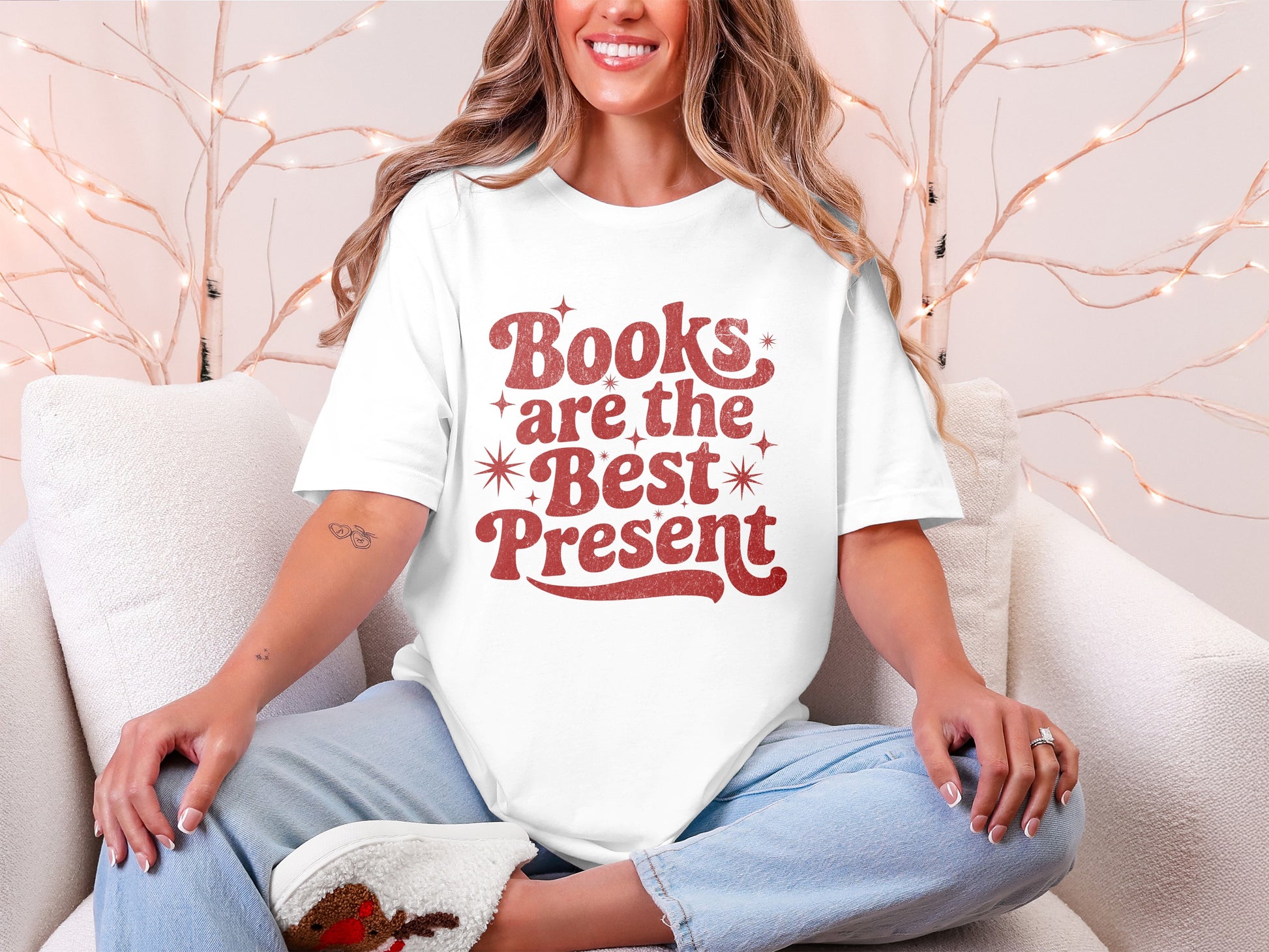 Books are the Best Present Graphic T-Shirt