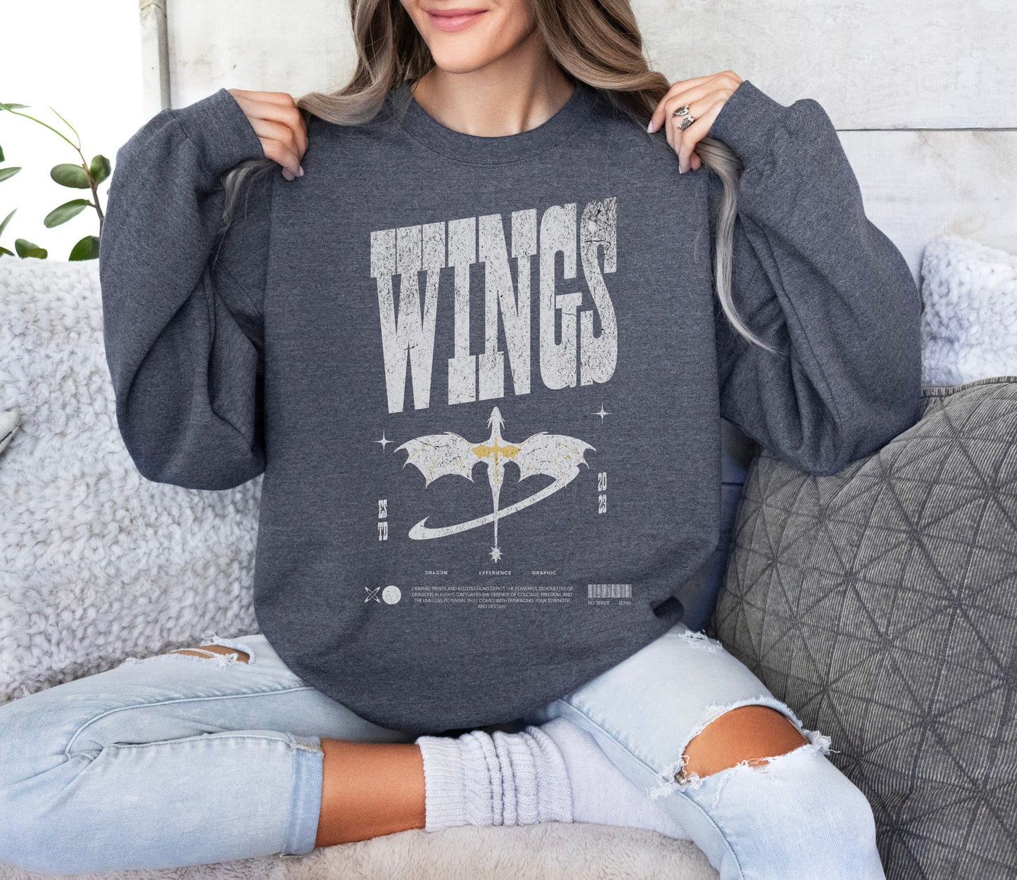 🖤 Fourth Wing "Wings" Sweatshirt | Gift for Book Lovers 📚🐉