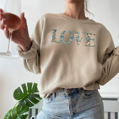 🌸 Timeless Elegance - William Morris Inspired "LOVE" Shirt 🌿