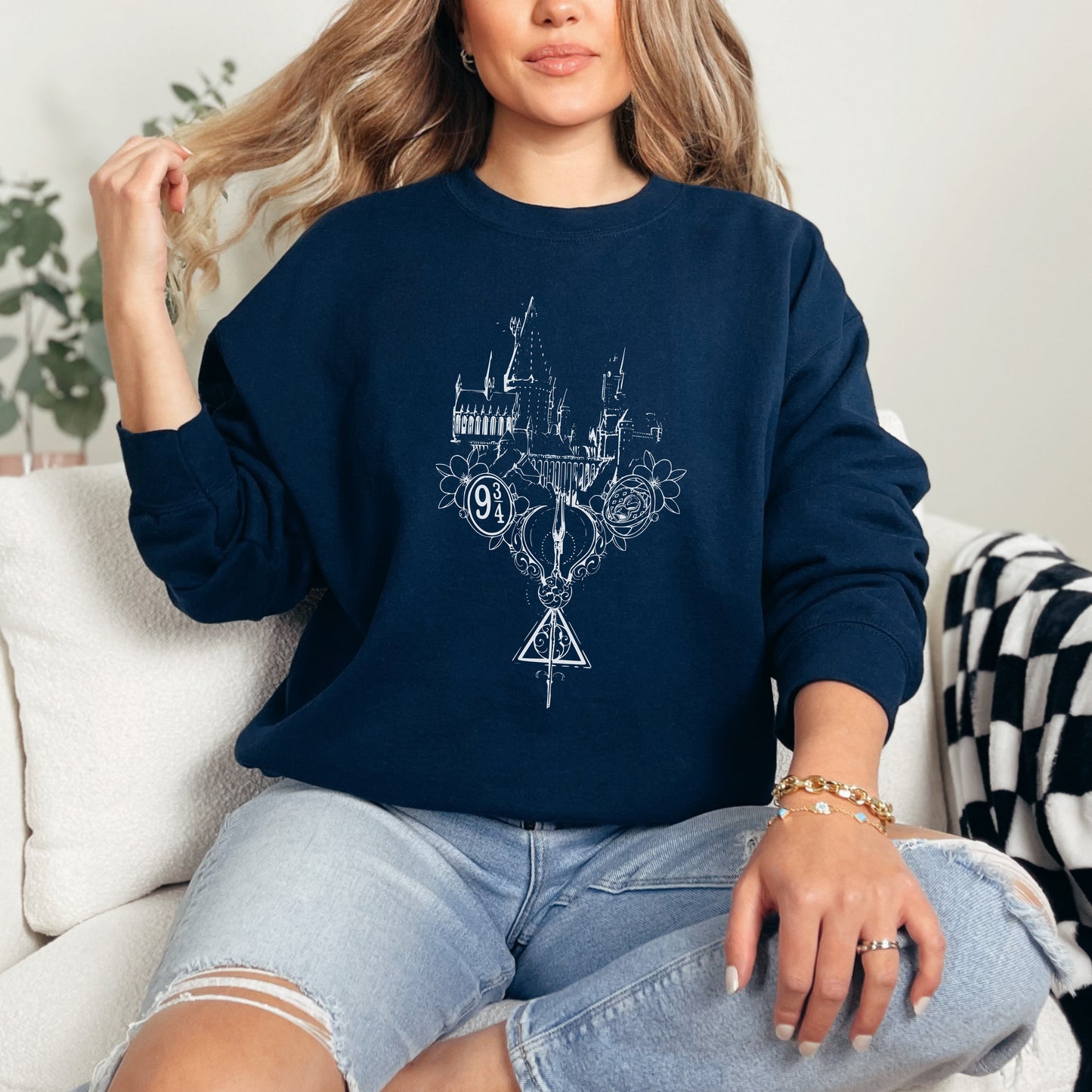 ✨ Harry Potter-Inspired "Magical World" Sweatshirt